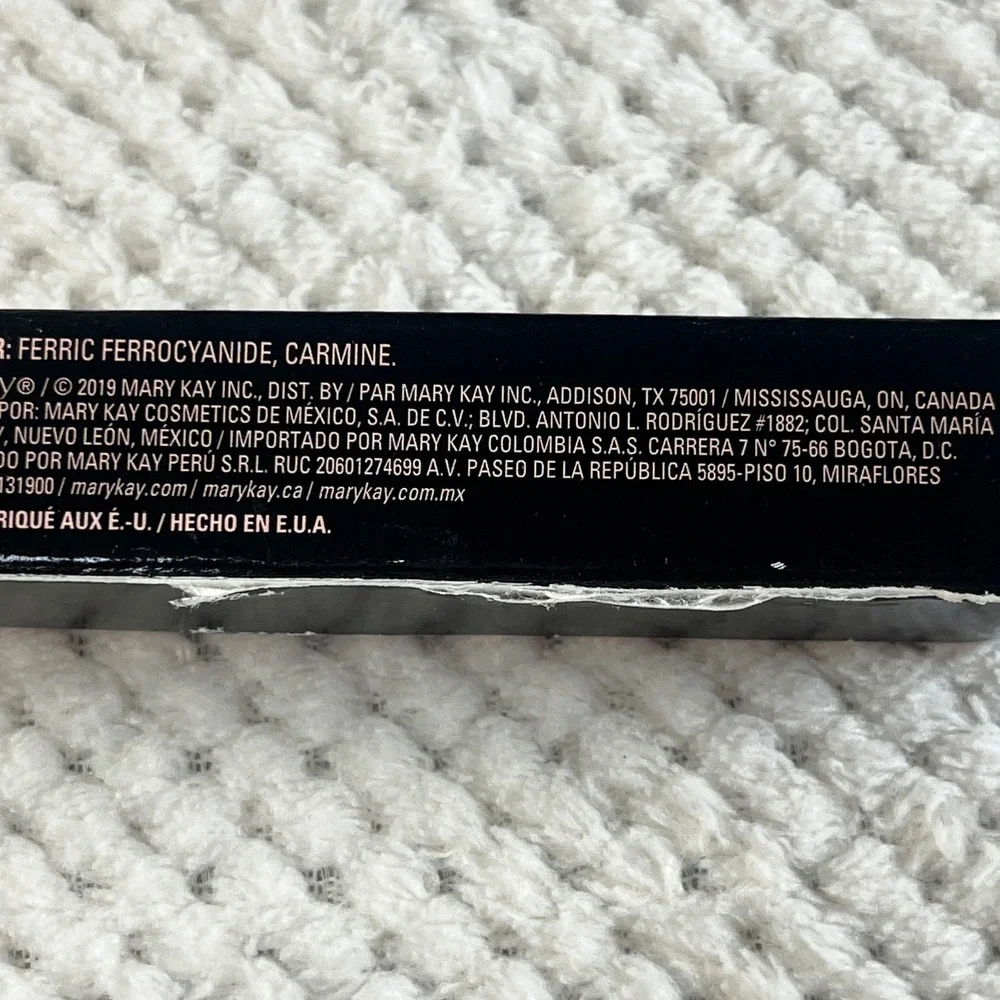 Mary Kay Liquid Eye Shadow Purple Nova Shimmer Finish 0.14‎ oz New in Box